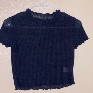 regular crop top🦋